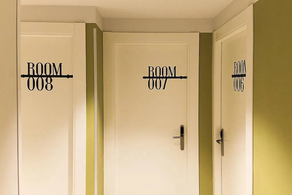 Room018Bcn Barcelona Spanien